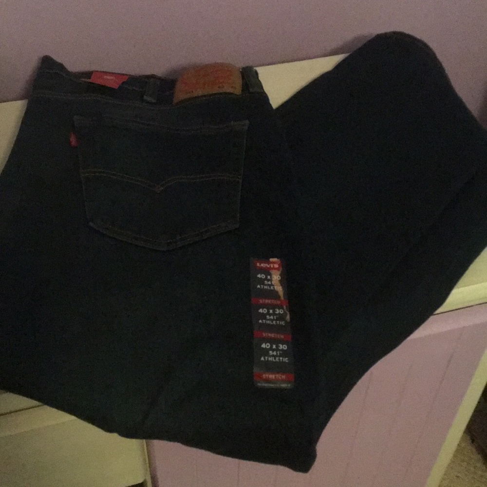 Men’s Levi 541 jeans